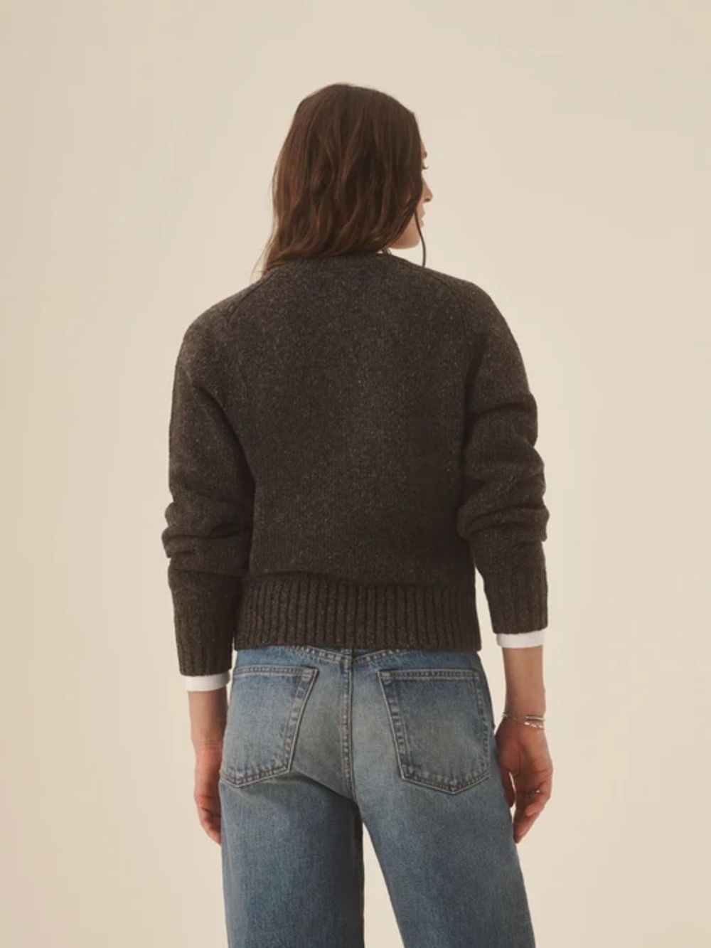 Buck Mason Seastack Wool Tweed V-Neck Sweater in Cobblestone 🩶 - Picture 4 of 8